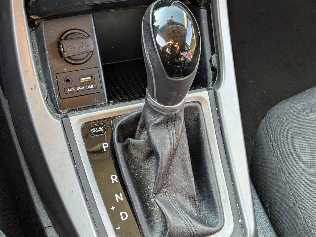 Used 2015 Hyundai Elantra SE w/ Option Group 03 image 11