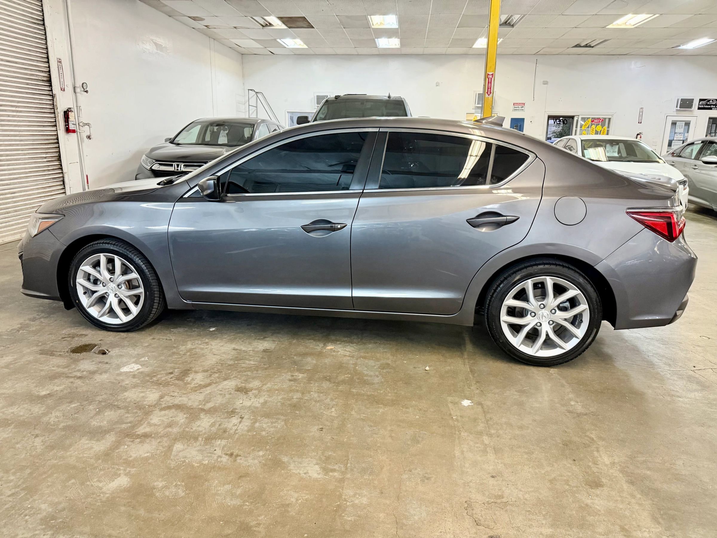 Used 2019 Acura ILX image 8
