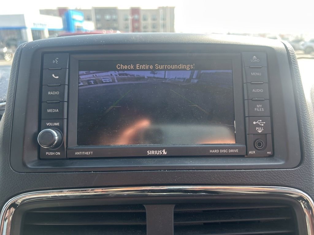 Used 2020 Dodge Grand Caravan SE w/ UConnect Hands-Free Group image 20