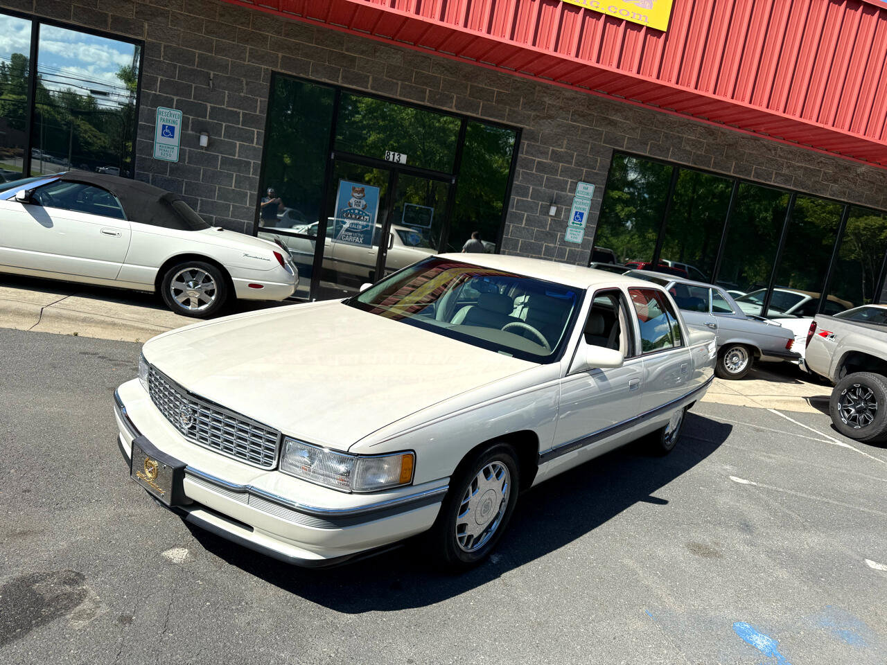 Used 1995 Cadillac De Ville Concours image 6