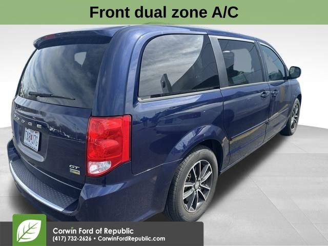Used 2017 Dodge Grand Caravan GT image 4
