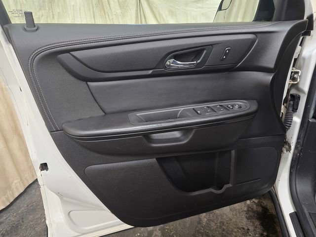 Used 2014 GMC Acadia SLE image 14