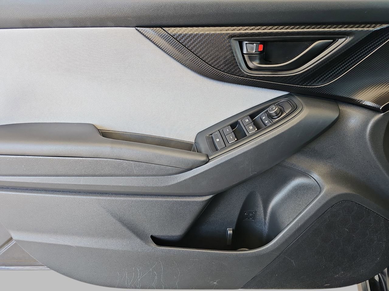 Used 2018 Subaru Crosstrek 2.0i Premium image 31