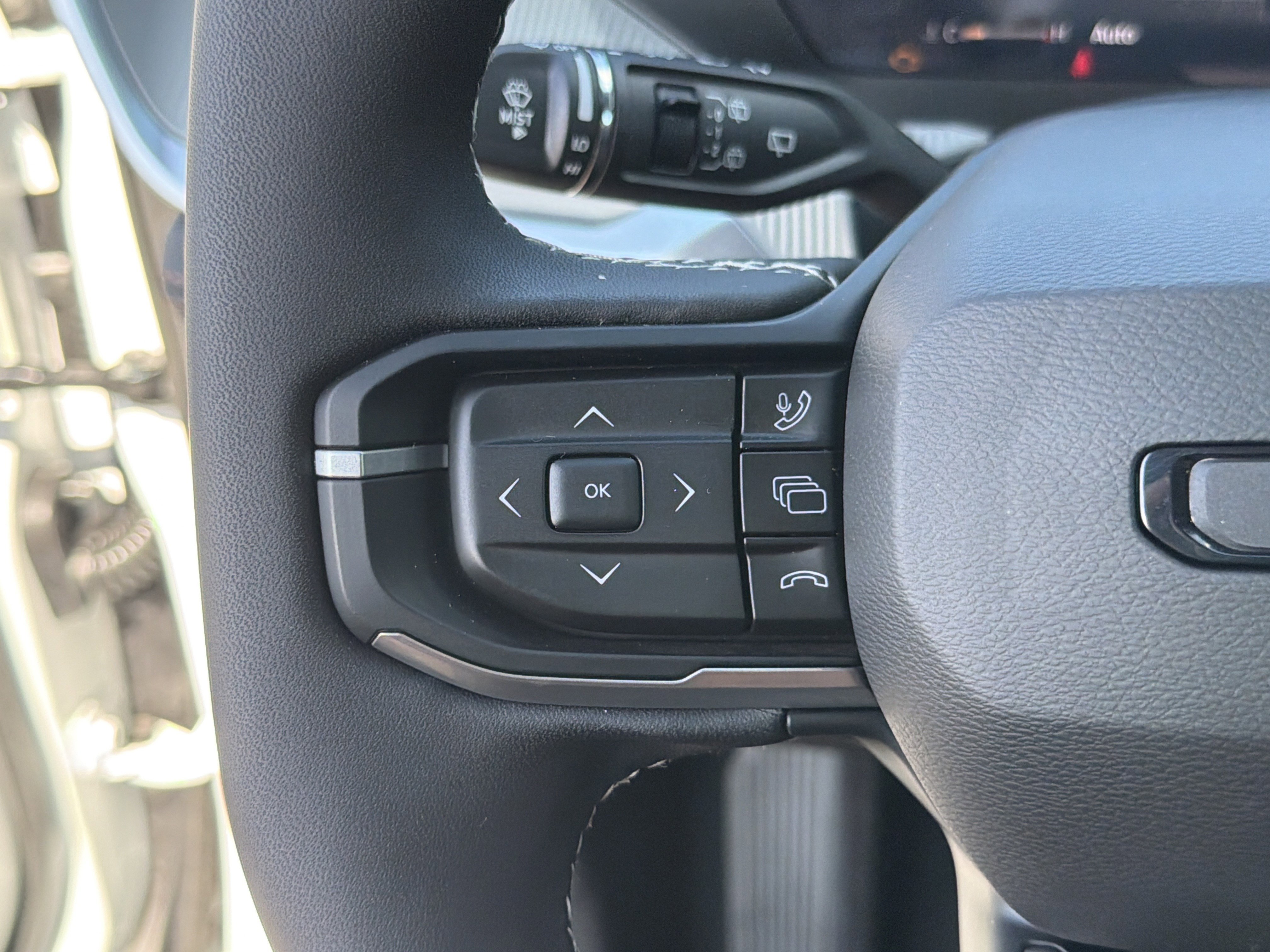 New 2026 Jeep Cherokee Limited AWD/4WD image 31