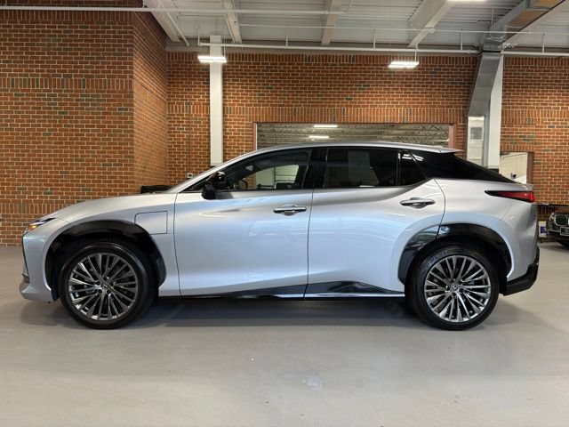 Used 2023 Lexus RZ 450e Premium w/ Accessory Package (2T) AWD/4WD image 4