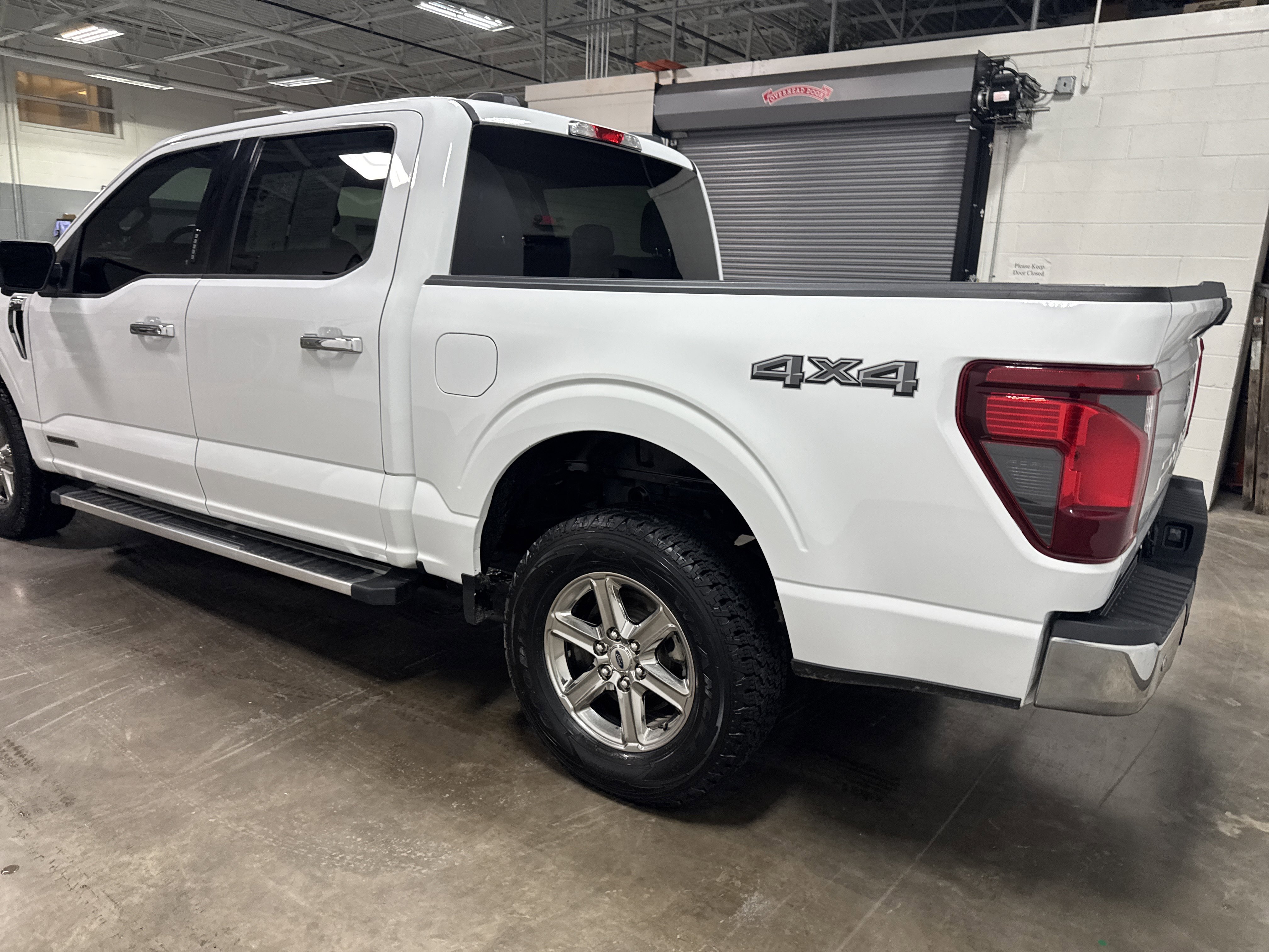 Used 2024 Ford F150 XLT w/ Mobile Office Package image 5