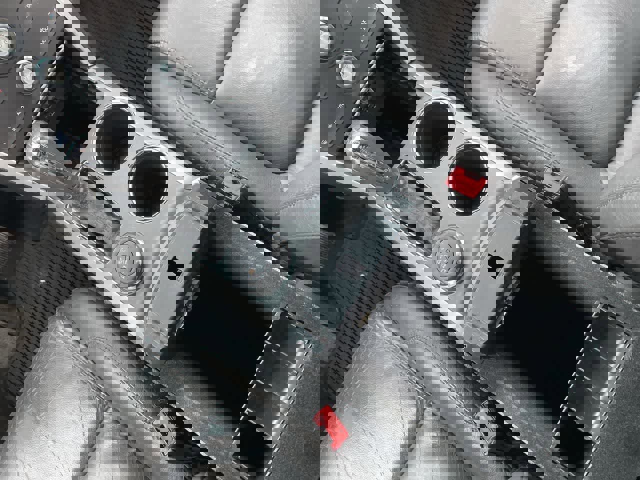 Used 2014 Ford Explorer XLT w/ Equipment Group 202A image 24