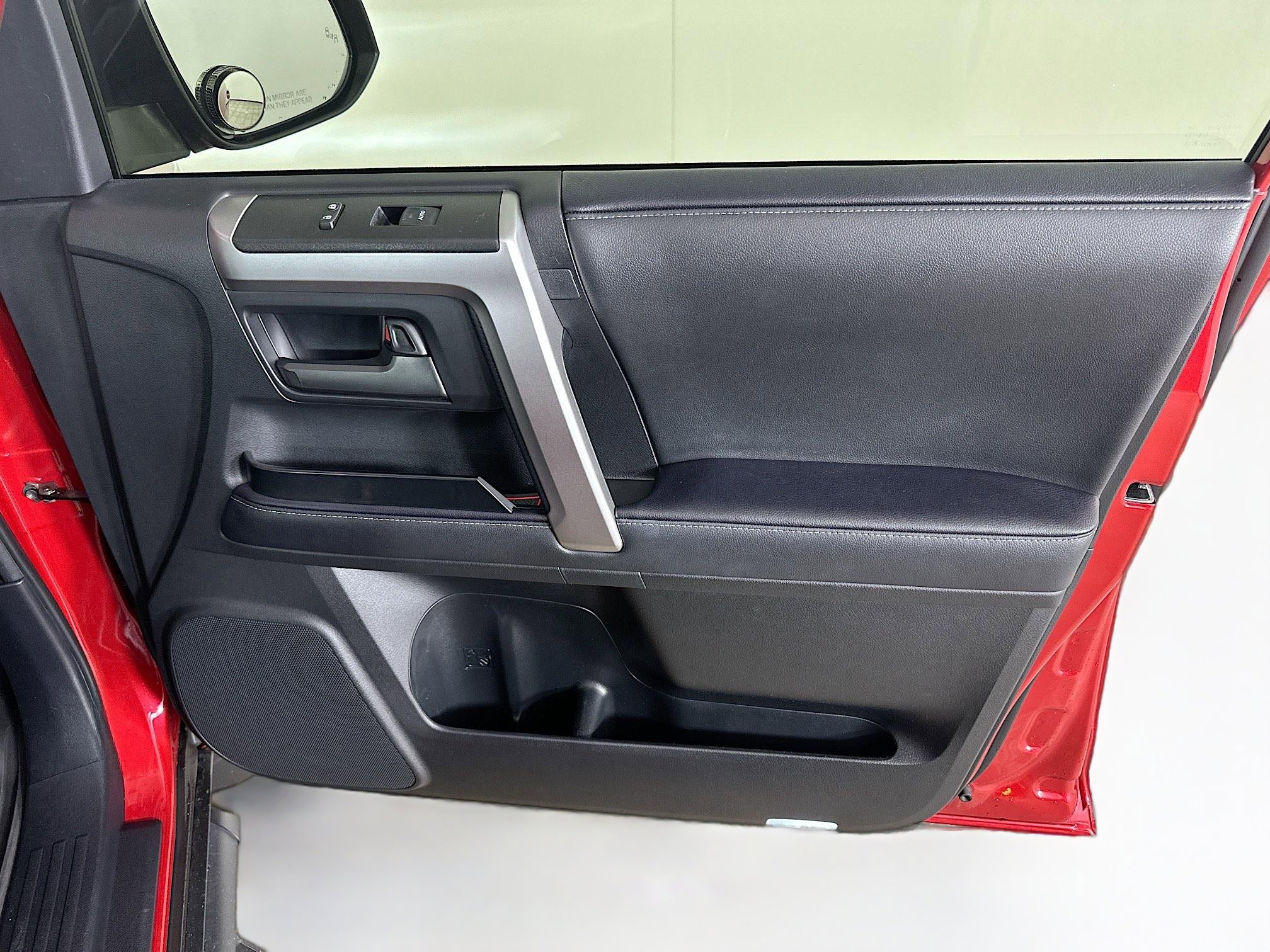 Used 2024 Toyota 4Runner SR5 Premium w/ Moonroof Package image 33