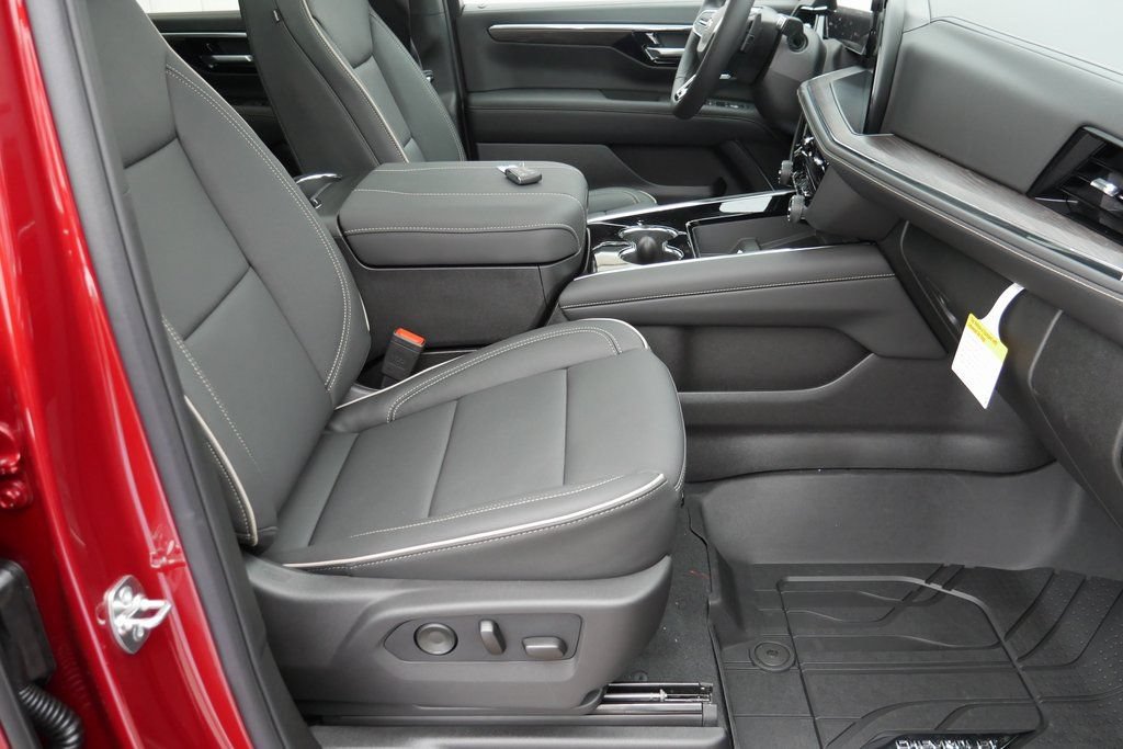 New 2026 Chevrolet Suburban Premier AWD/4WD image 21
