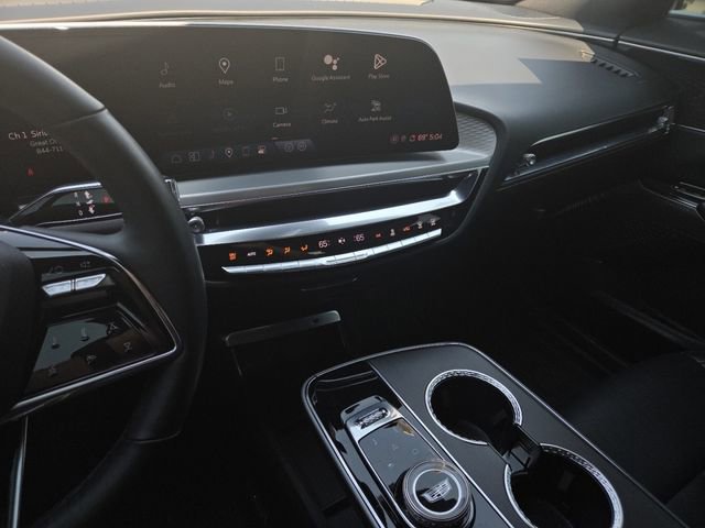 Used 2024 Cadillac Lyriq Luxury AWD/4WD image 38