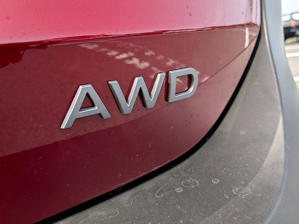 New 2025 Nissan Kicks SV w/ SV Premium Package AWD/4WD image 24