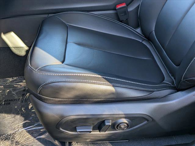 New 2026 Jeep Grand Cherokee Limited w/ Limited Altitude Package image 4