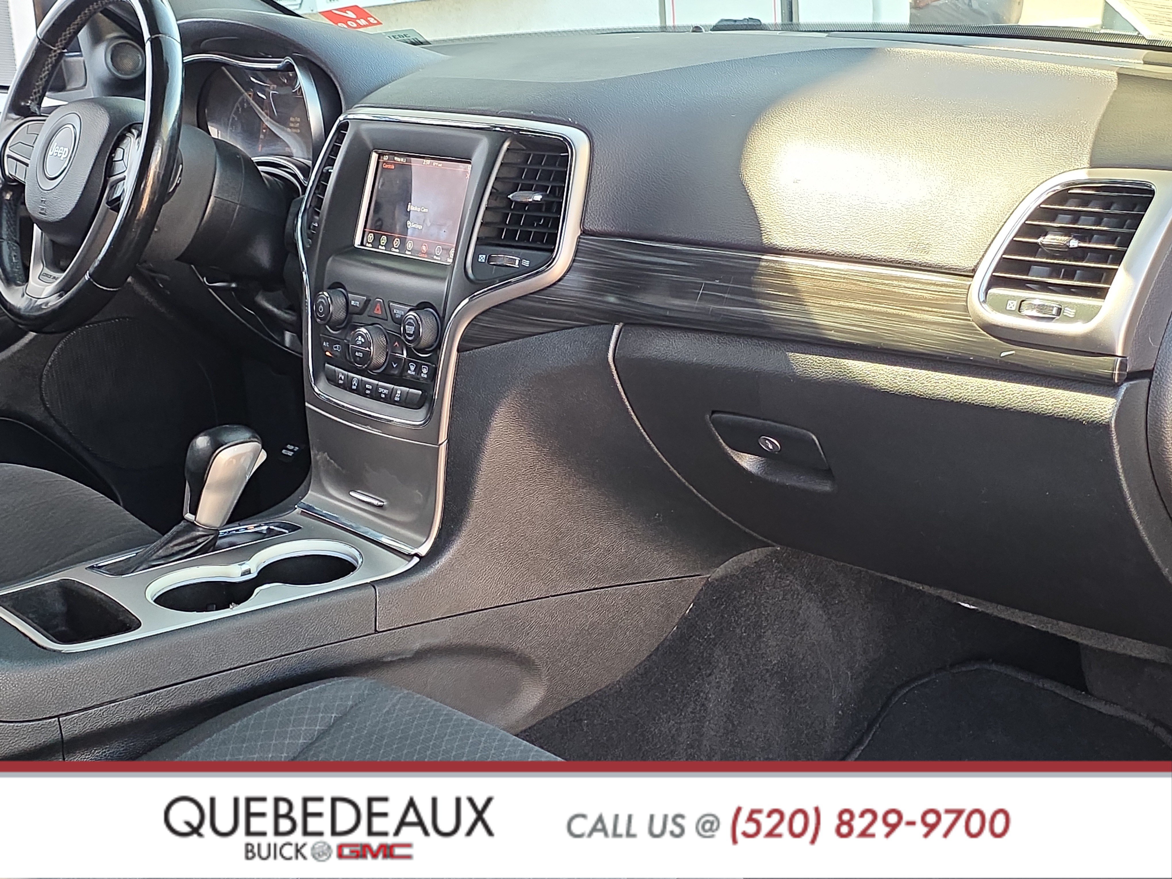 Used 2021 Jeep Grand Cherokee Laredo RWD image 52