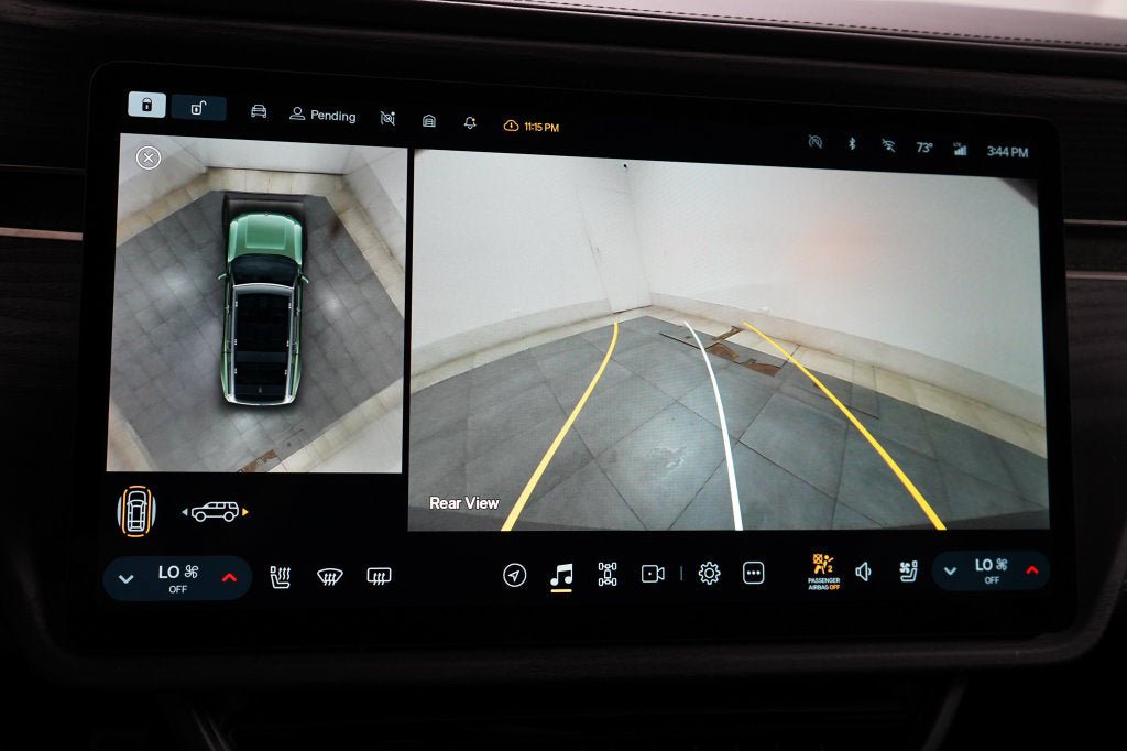 Used 2023 Rivian R1S Adventure Quad AWD/4WD image 28