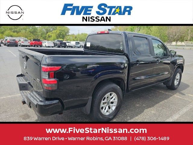 Used 2024 Nissan Frontier SV image 4