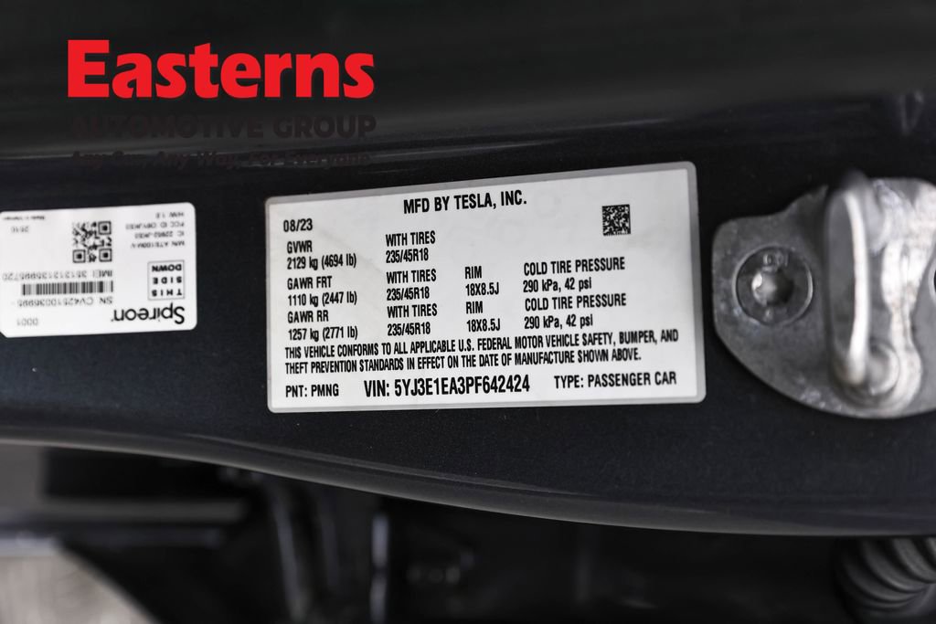 Used 2023 Tesla Model 3 Standard Range image 32