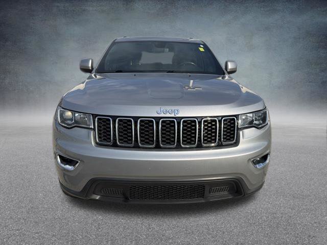 Used 2020 Jeep Grand Cherokee Laredo w/ Laredo X Package AWD/4WD image 3