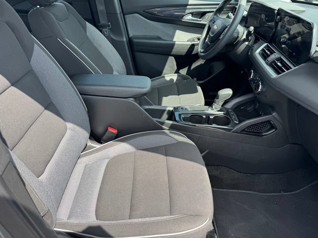 Certified 2025 Chevrolet TrailBlazer LS FWD image 6