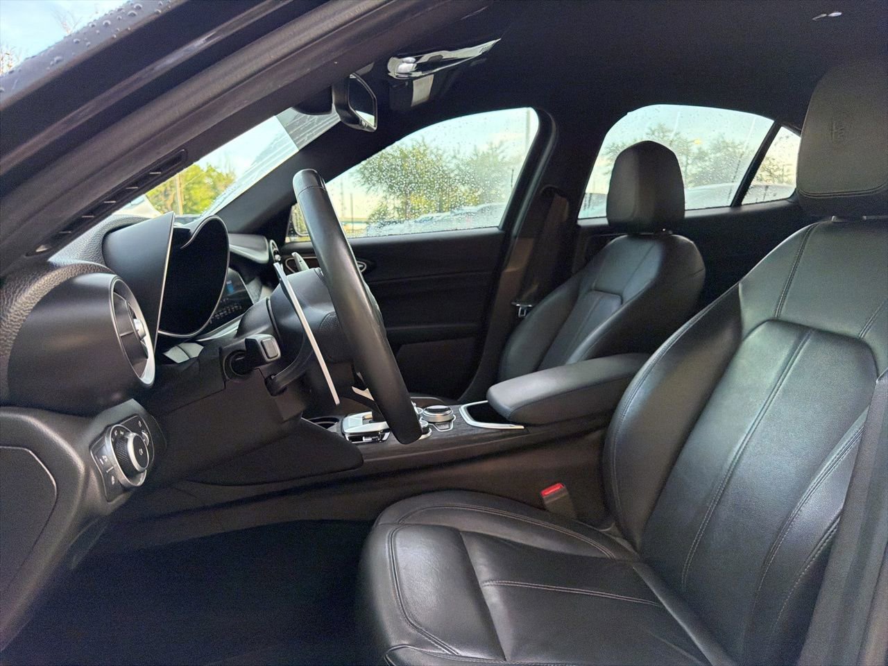 Used 2022 Alfa Romeo Giulia Sprint RWD image 9