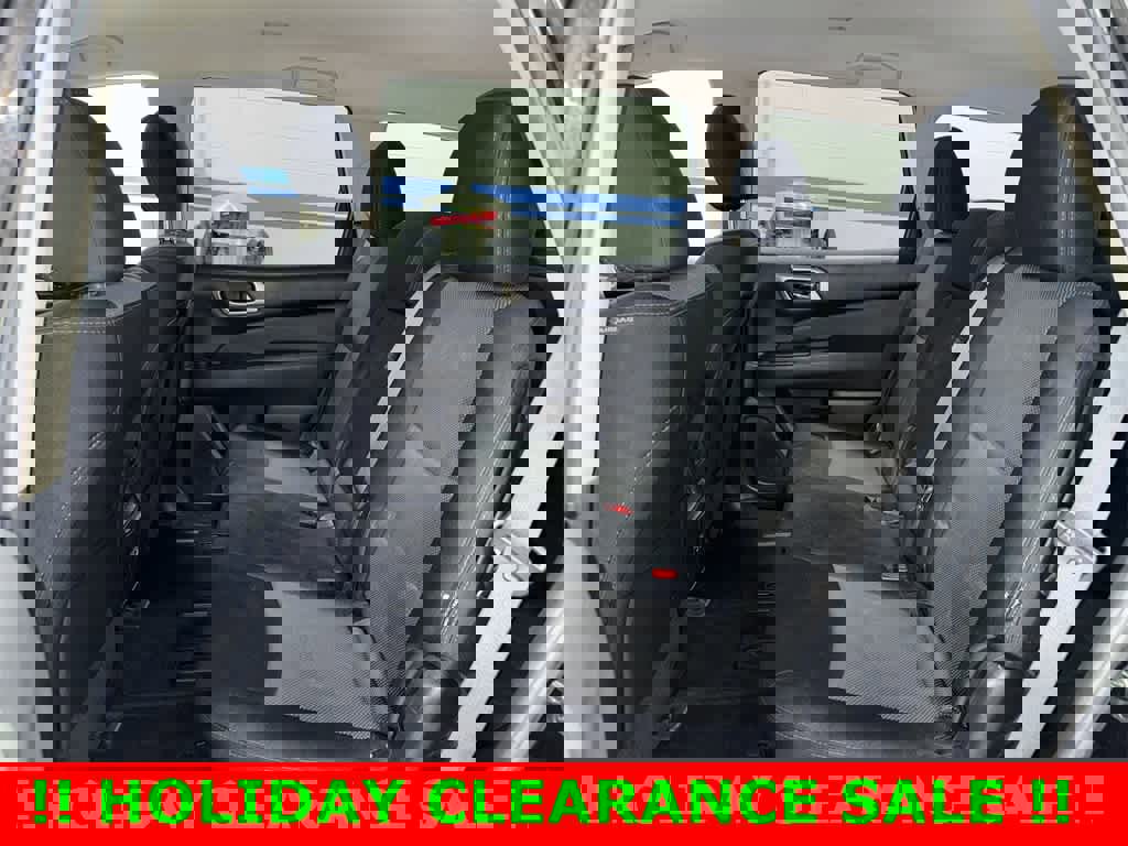 Used 2019 Nissan Pathfinder SV image 17