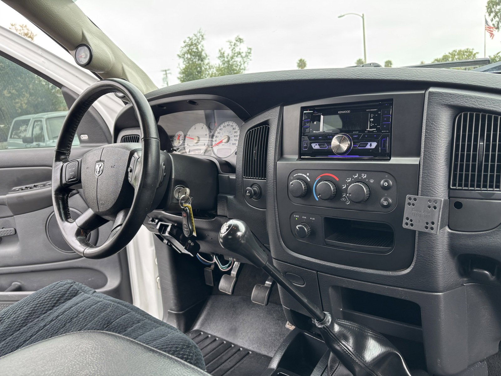 Used 2005 Dodge Ram 3500 Truck SLT w/ Off-Road Group image 10