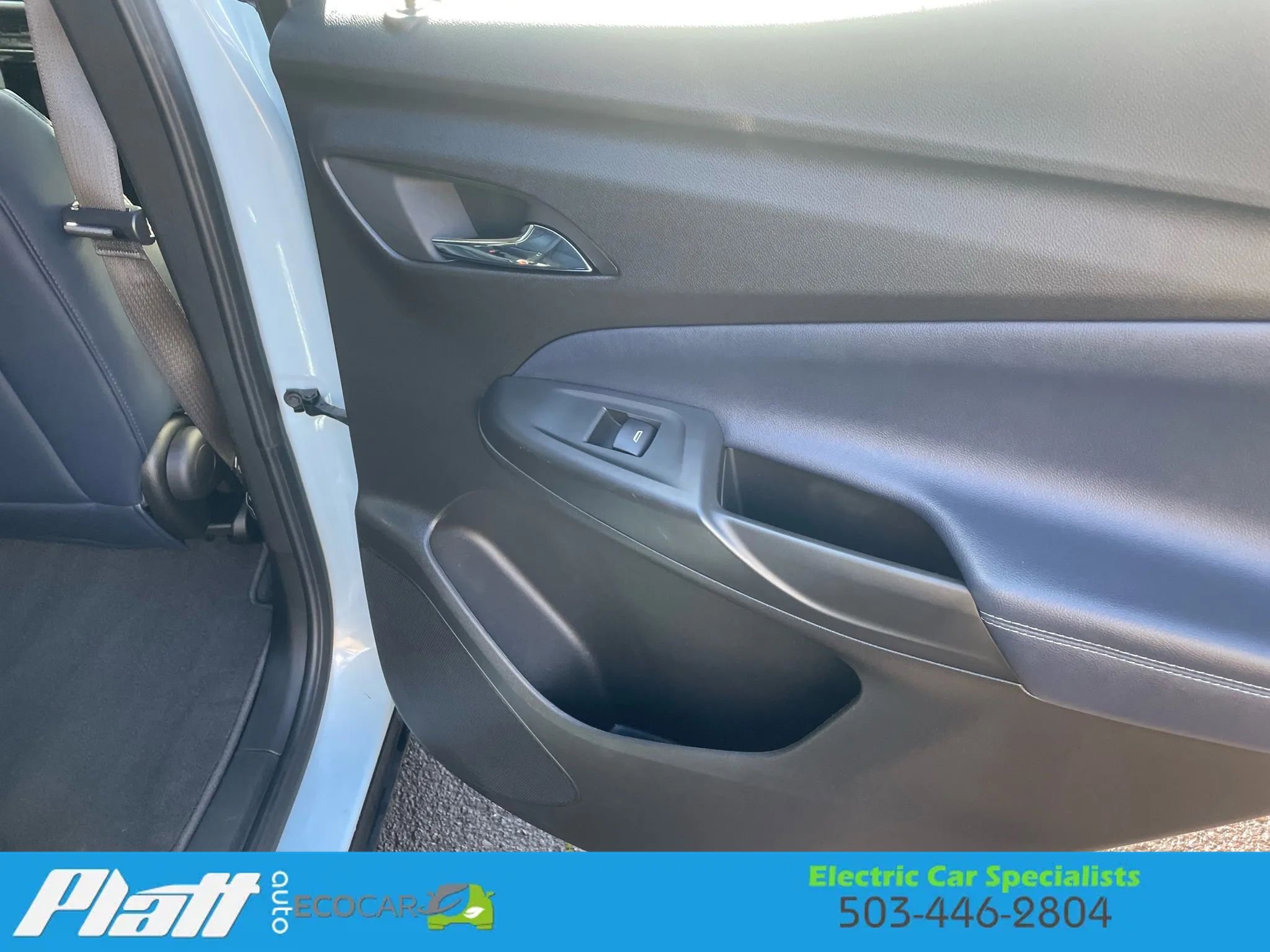 Used 2022 Chevrolet Bolt EUV LT w/ Convenience Package image 47