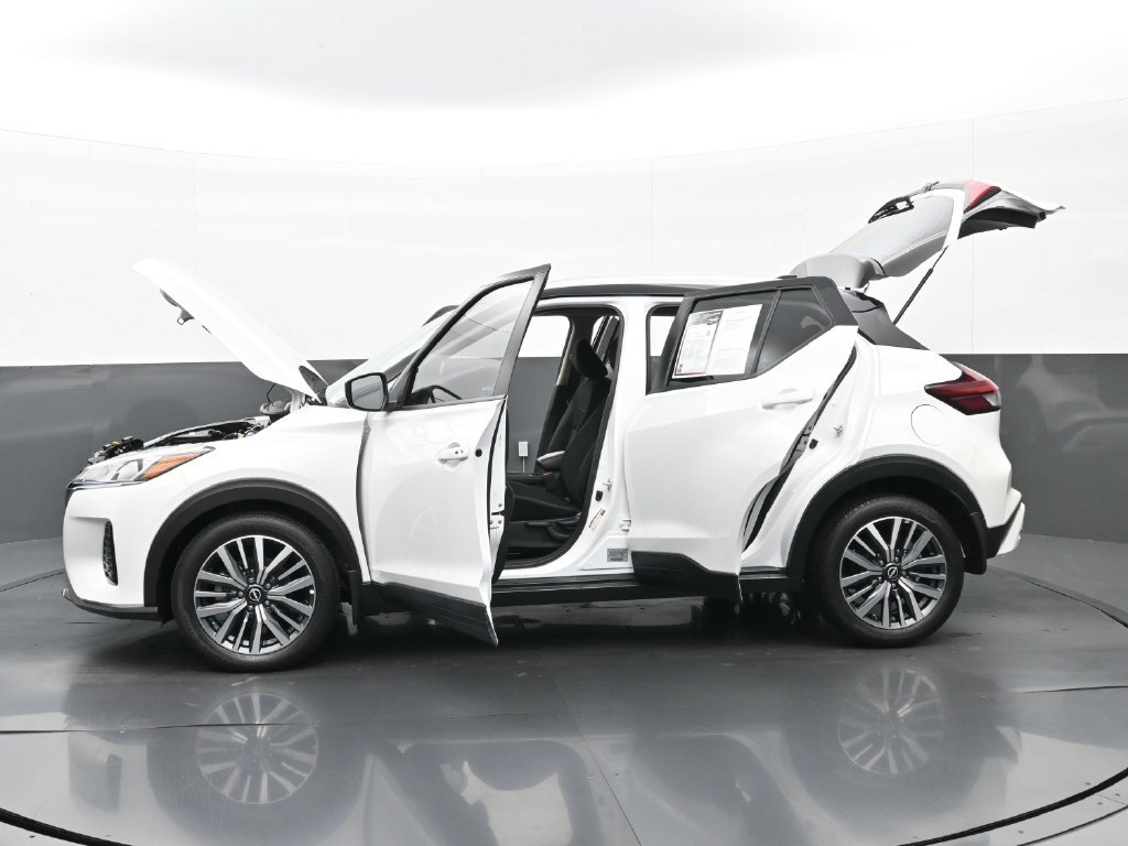Used 2024 Nissan Kicks SV FWD image 41