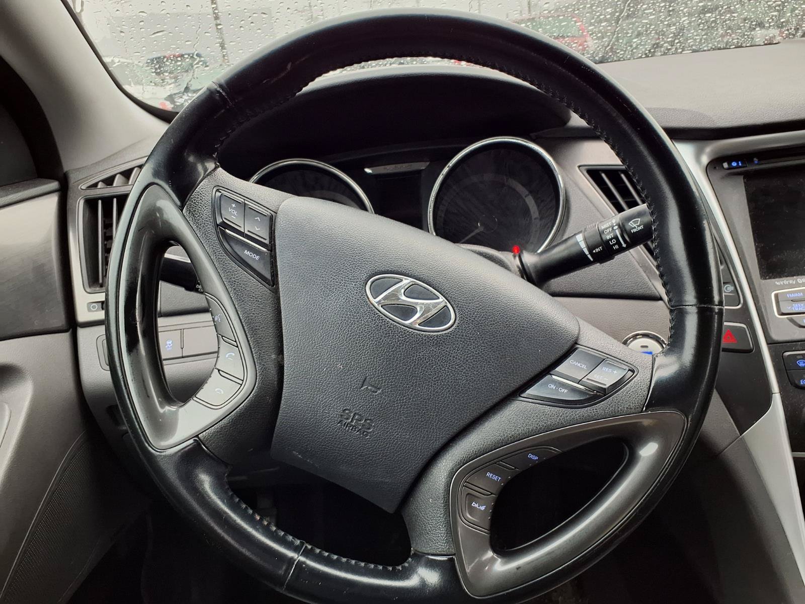 Used 2014 Hyundai Sonata Limited w/ Panoramic Sunroof Package 02 FWD image 25