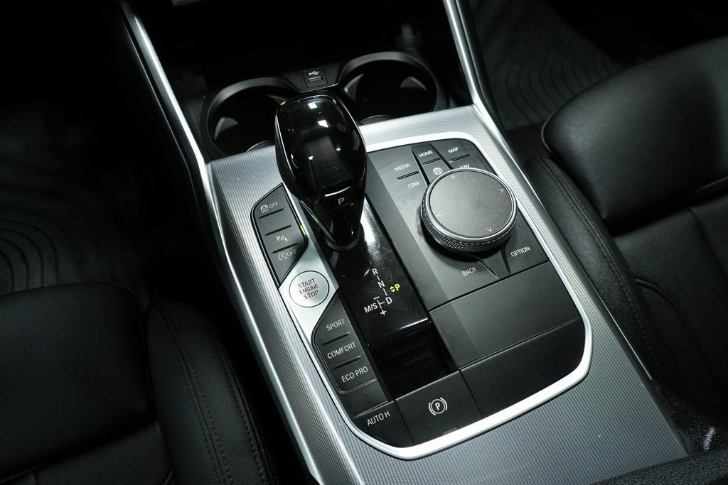 Used 2020 BMW 330i xDrive Sedan w/ Convenience Package image 19