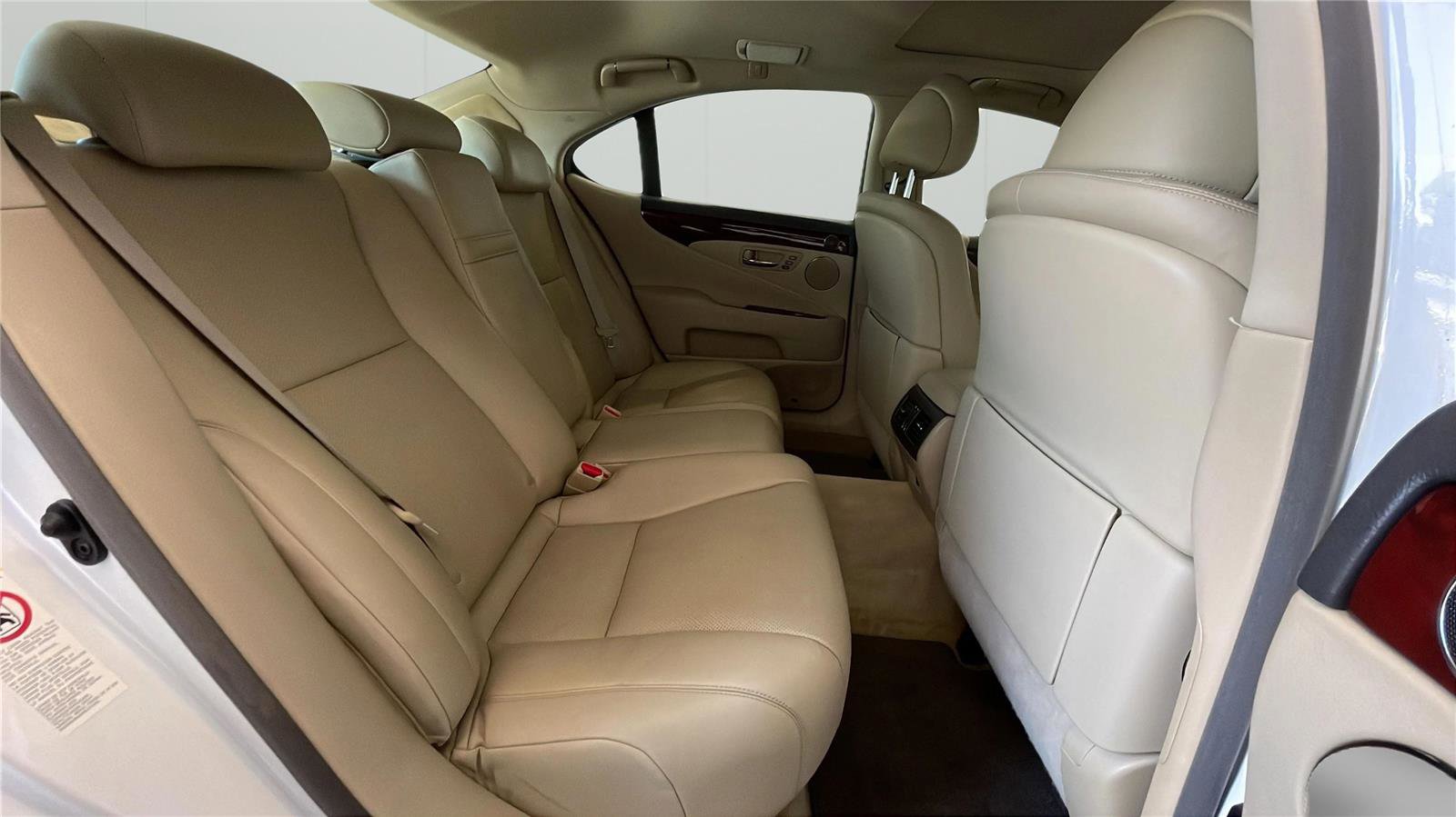 Used 2007 Lexus LS 460 RWD image 12