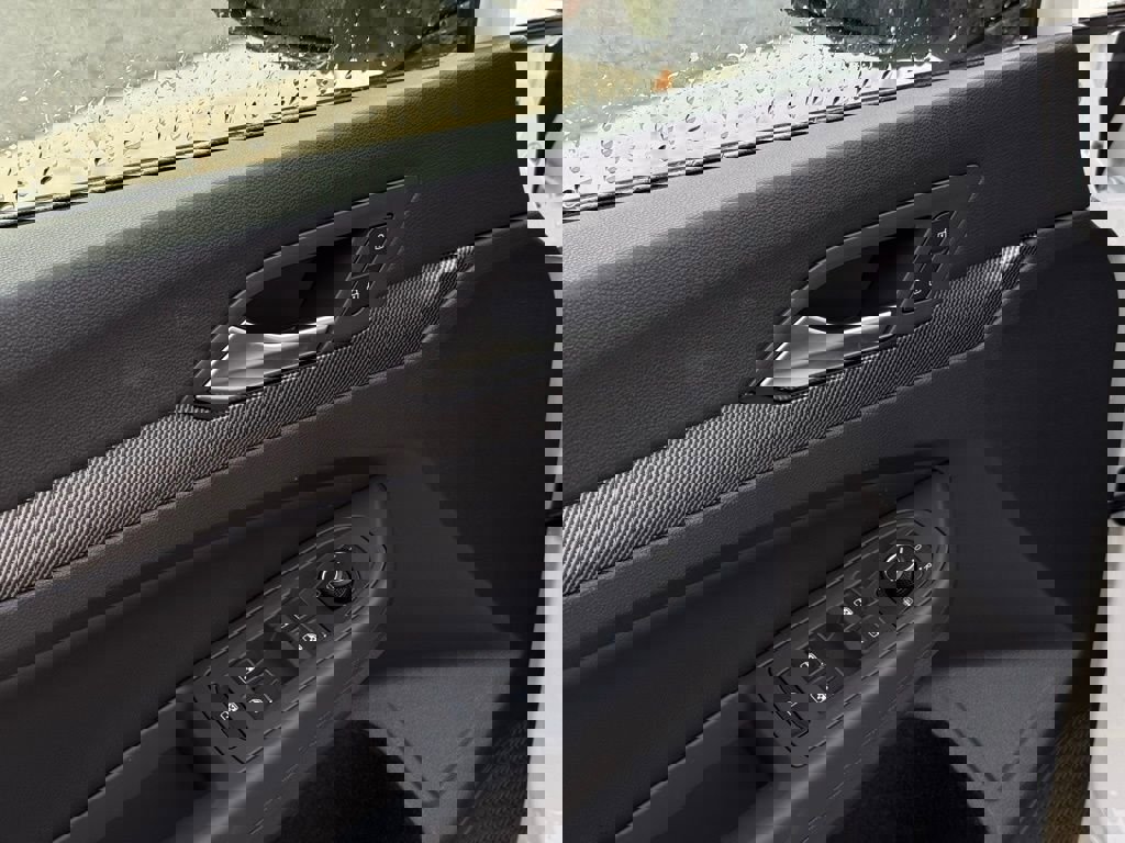 New 2025 Volkswagen GTI SE image 19