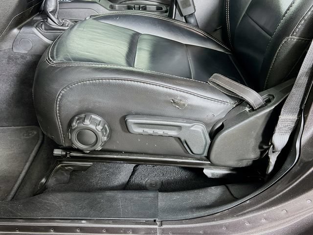 Used 2019 Jeep Wrangler Unlimited Sahara w/ Dual Top Group AWD/4WD image 11