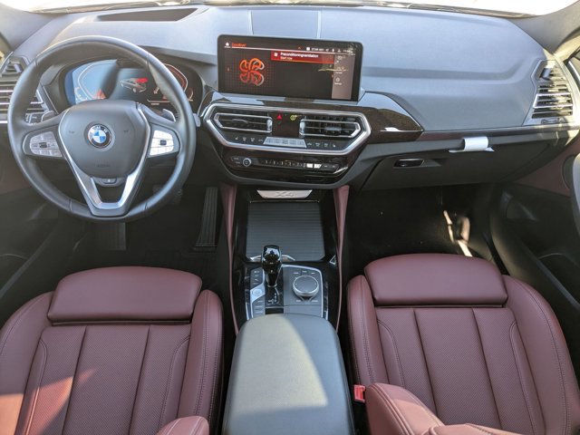 Used 2025 BMW X4 xDrive30i w/ Premium Package image 19
