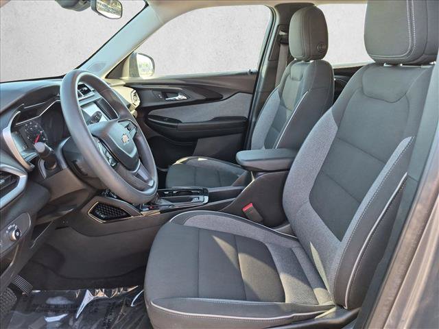 Used 2022 Chevrolet TrailBlazer LS FWD image 16