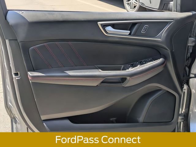 Certified 2022 Ford Edge ST-Line image 14