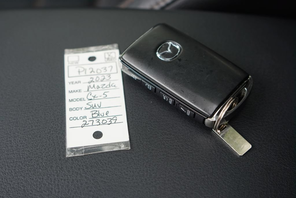 Used 2023 MAZDA CX-5 AWD 2.5 S w/ Premium Package image 35
