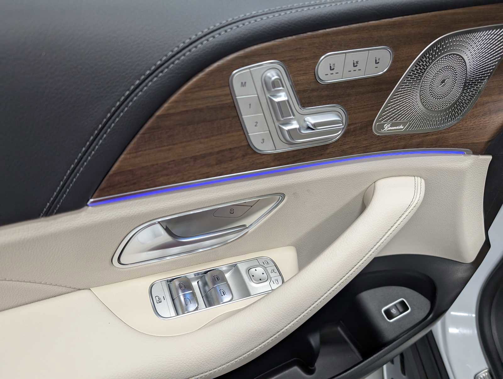 New 2026 Mercedes-Benz GLE 580 GLE 580 image 32