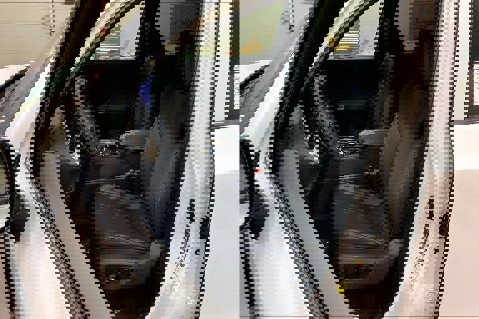 New 2026 Lexus TX 500h AWD image 9