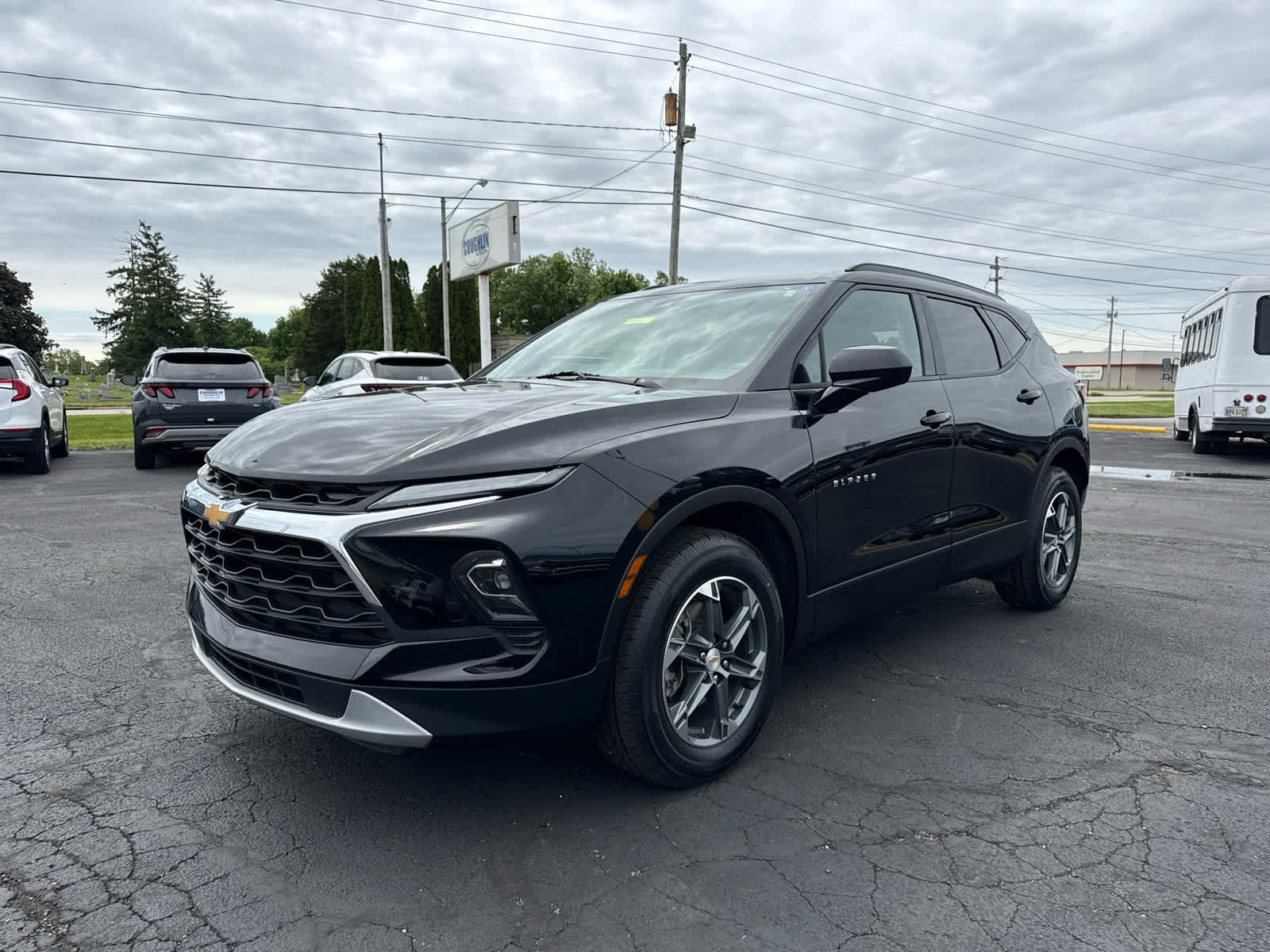 Certified 2025 Chevrolet Blazer LT w/ Convenience Package FWD image 1