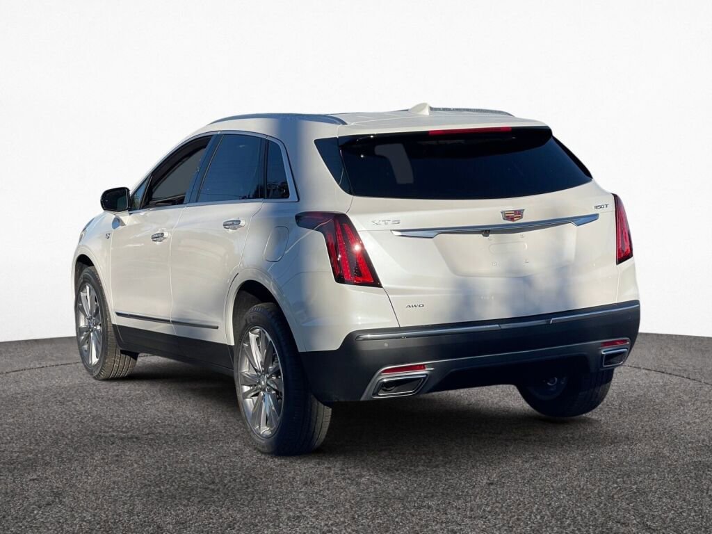 New 2025 Cadillac XT5 Premium Luxury w/ LPO, Floor Liner Package image 3