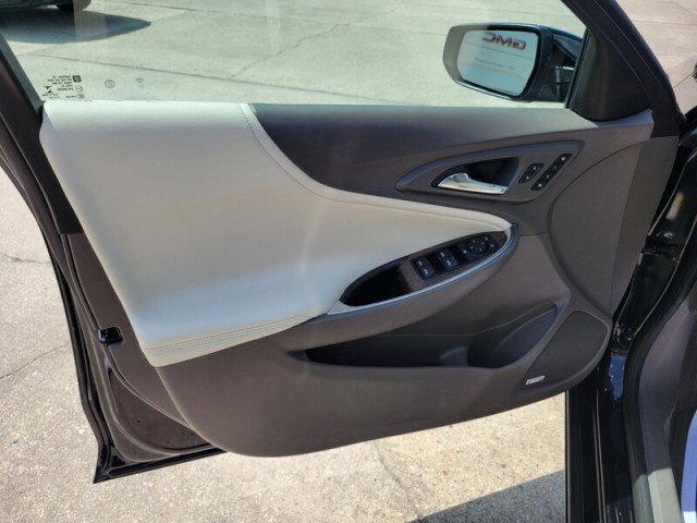 Used 2024 Chevrolet Malibu LT image 24