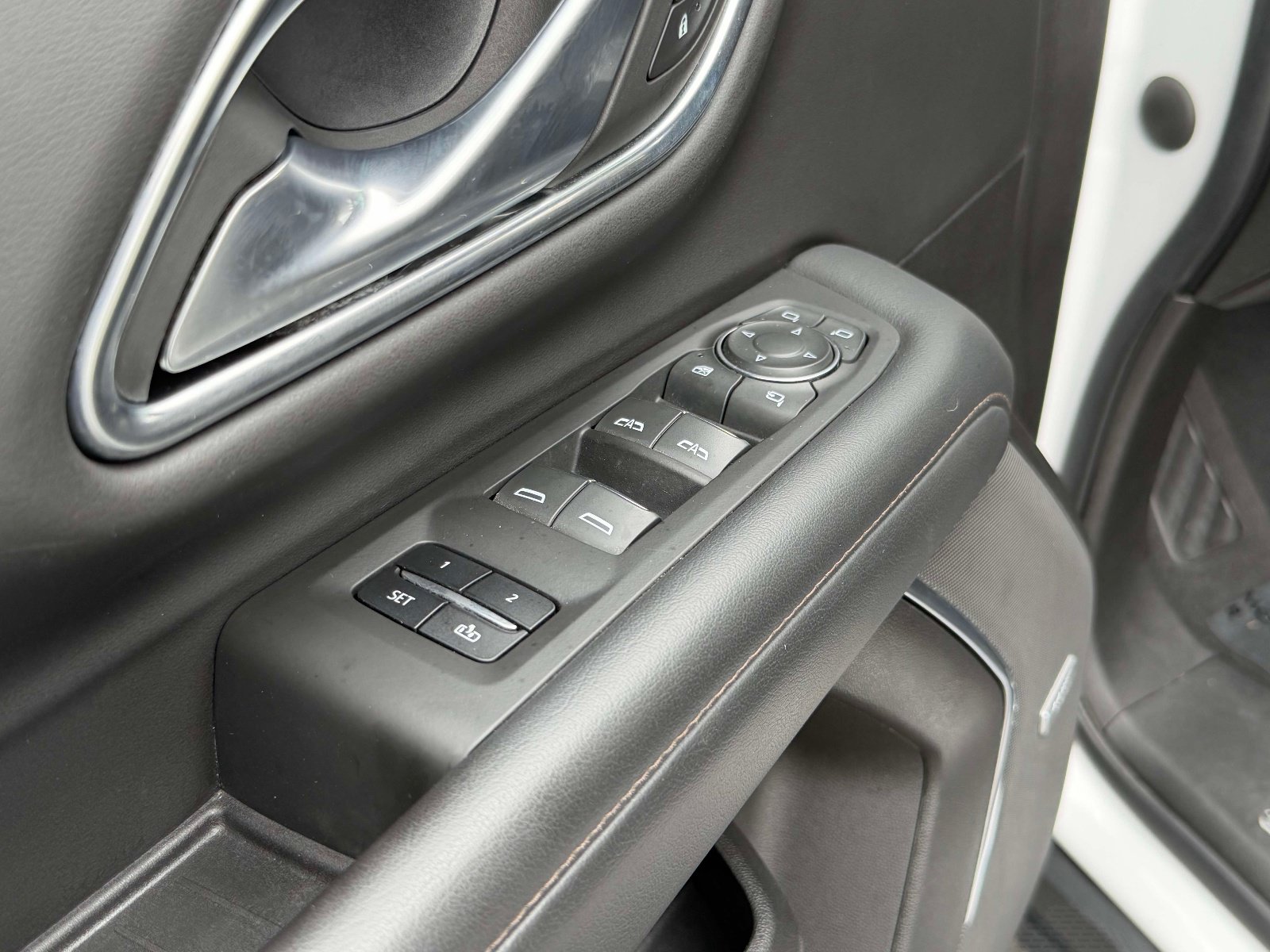 Used 2022 Chevrolet Tahoe High Country AWD/4WD image 19