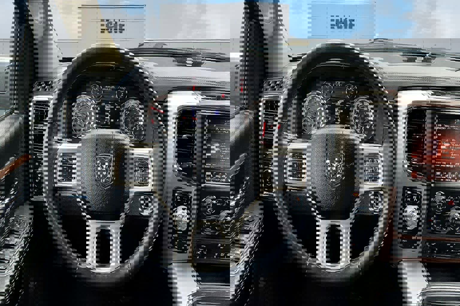 Used 2016 RAM 1500 Laramie w/ Convenience Group image 15