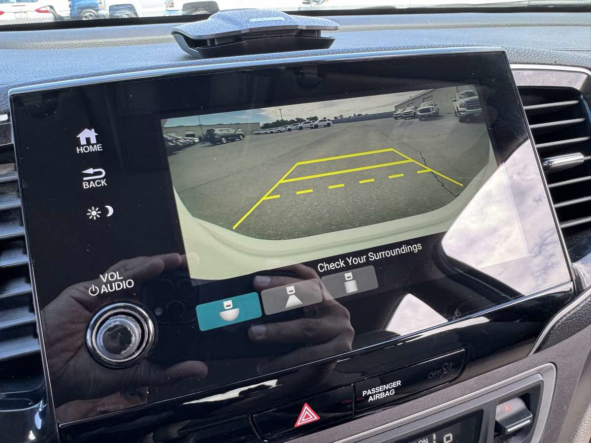 Used 2020 Honda Pilot EX image 30