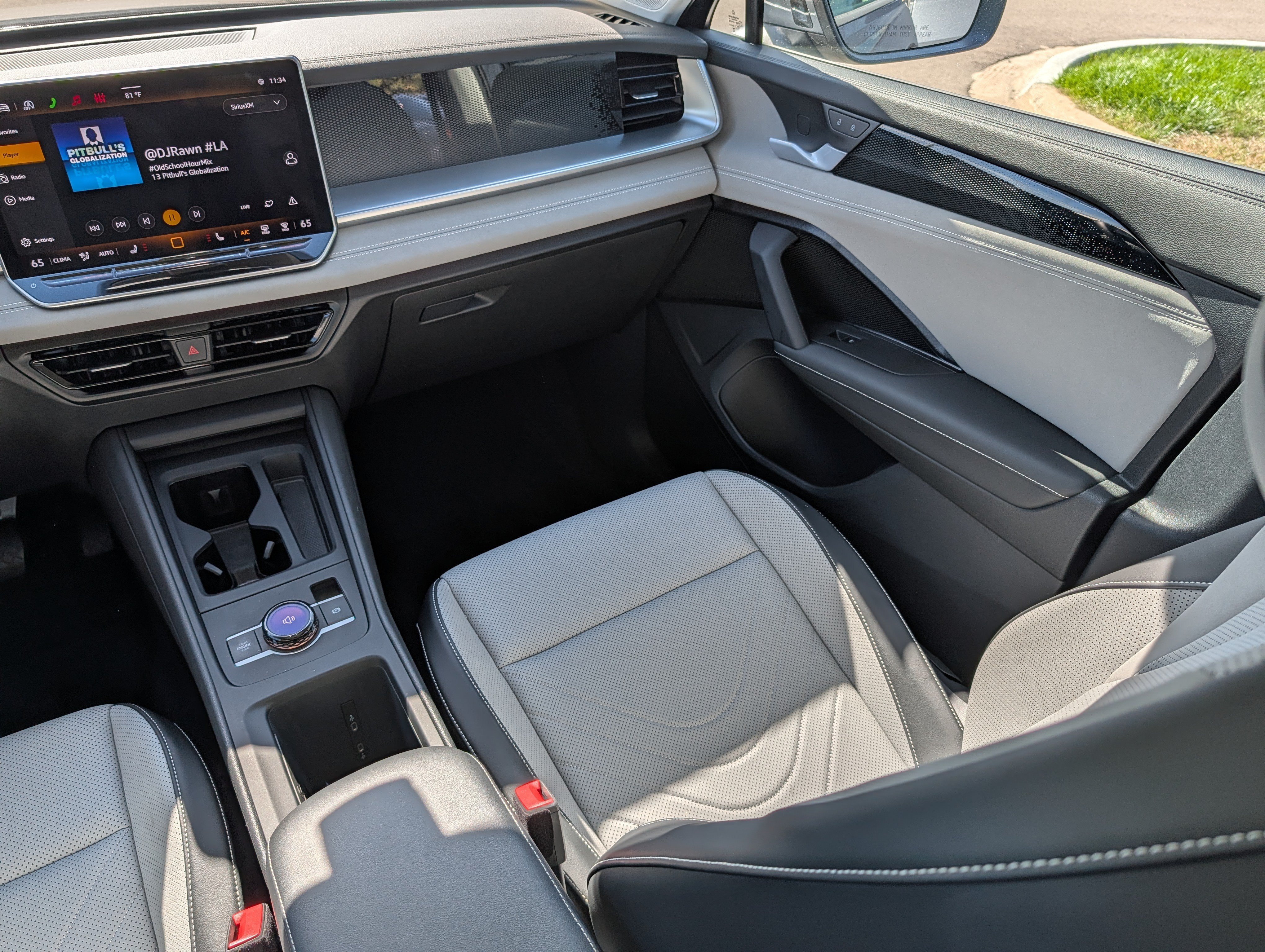 Certified 2026 Volkswagen Tiguan SE AWD/4WD image 11