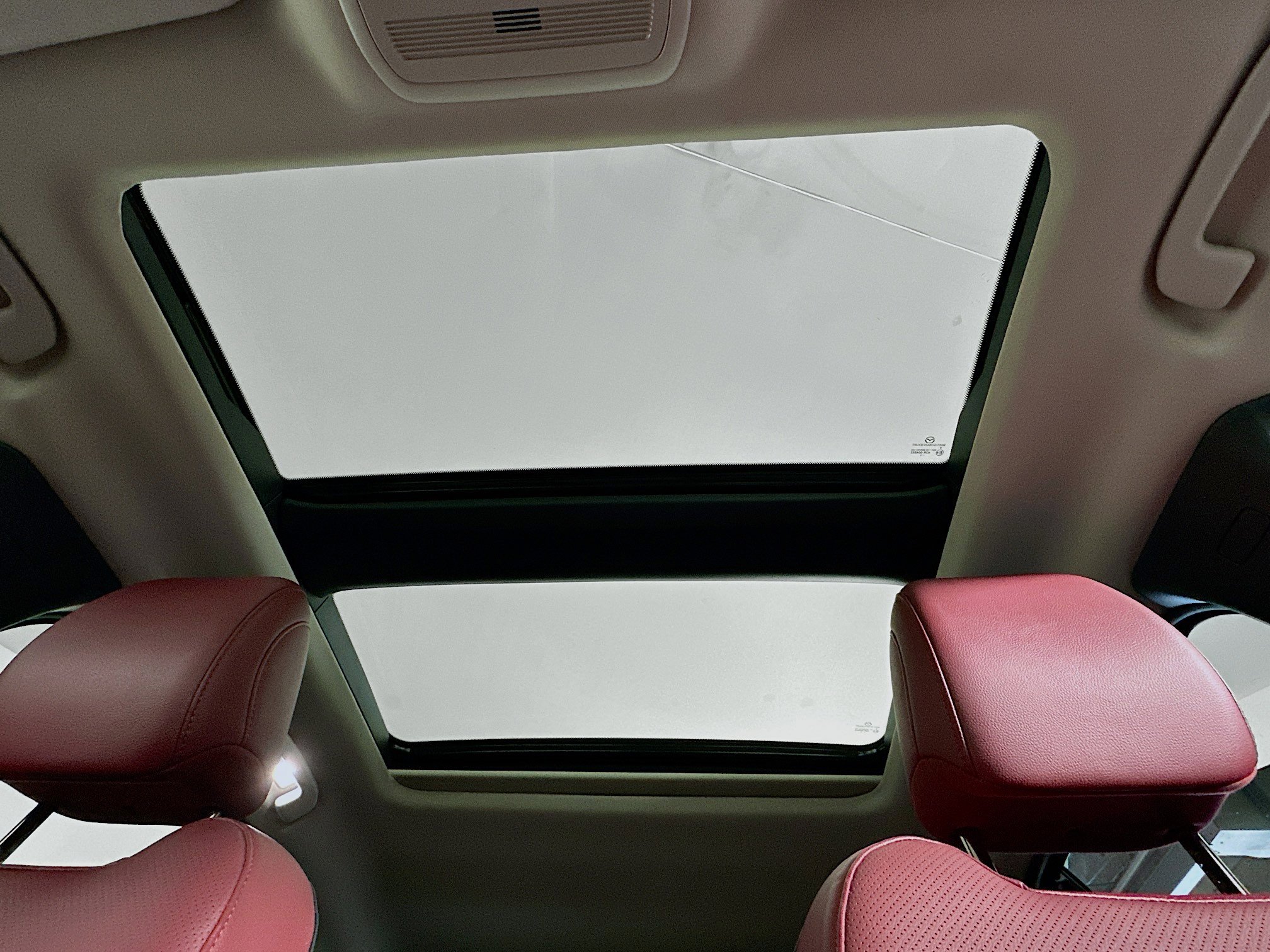 Used 2025 MAZDA CX-50 AWD 2.5 Hybrid w/ Premium Pkg image 24