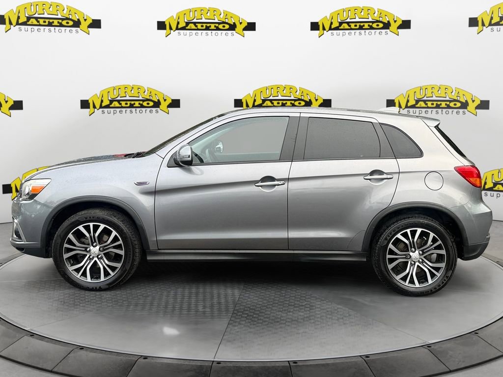 Used 2019 Mitsubishi Outlander Sport SE FWD image 2