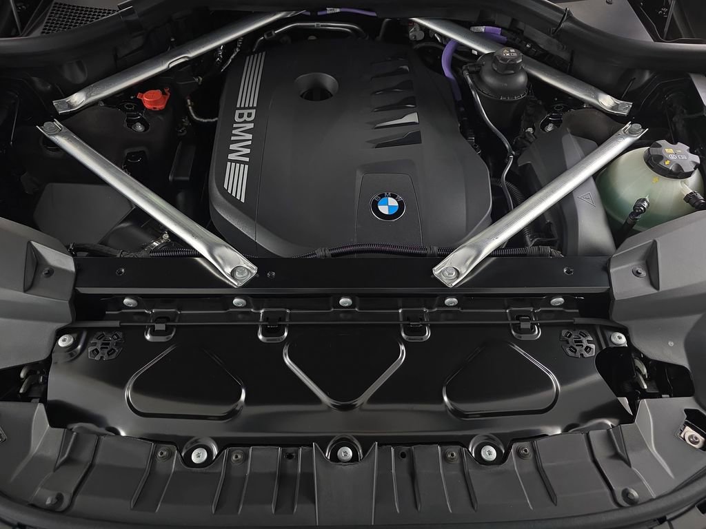 New 2026 BMW X7 xDrive40i w/ M Sport Package image 31