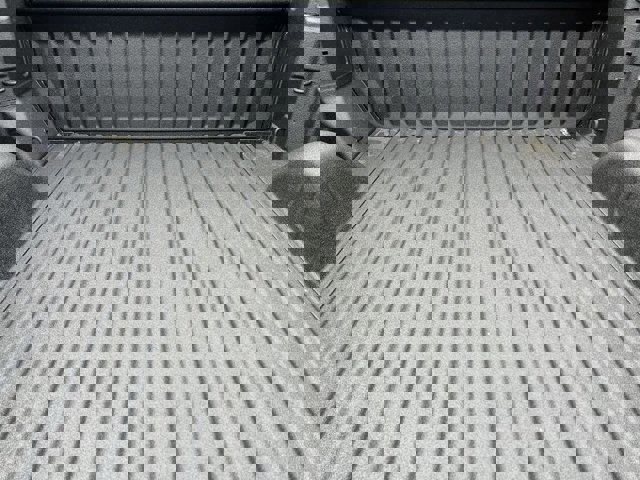 Used 2024 Chevrolet Silverado 1500 Custom w/ Dark Appearance Package image 26