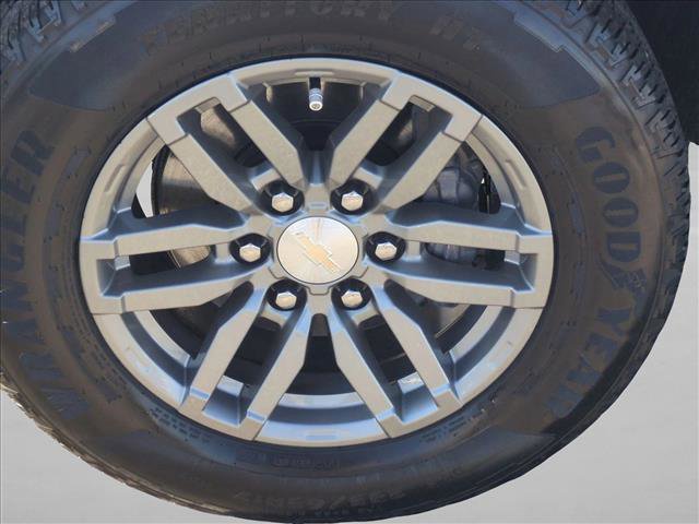 Used 2023 Chevrolet Colorado LT w/ LT Convenience Package II image 22